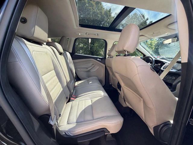 Photo of 2018 Shadow Black Ford Escape