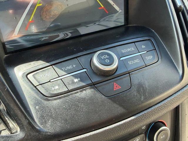 Photo of 2018 Shadow Black Ford Escape