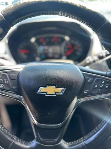 Photo of 2018 Silver Ice Metallic Chevrolet Equinox