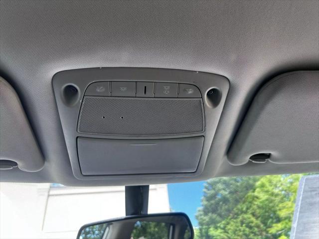 Photo of 2018 Silver Ice Metallic Chevrolet Equinox