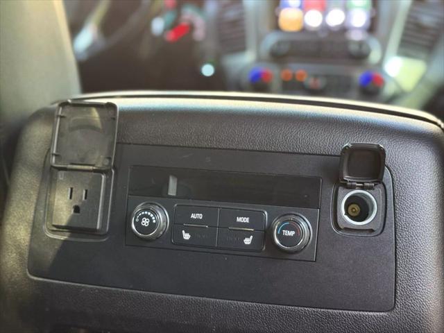 Photo of 2018 Black Chevrolet Suburban