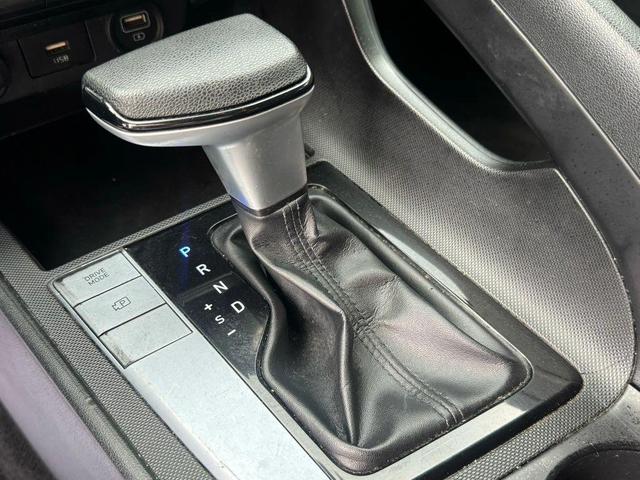 Photo of 2021 Gray Hyundai ELANTRA