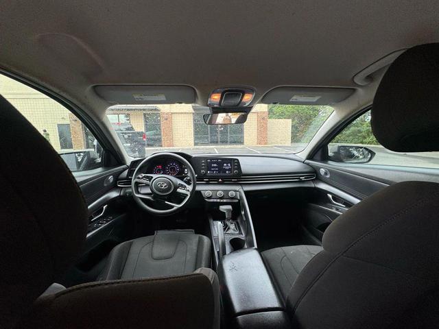 Photo of 2021 Gray Hyundai ELANTRA