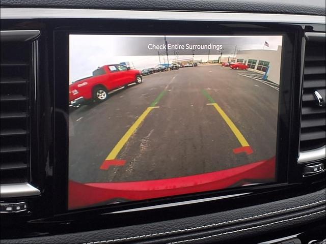 Photo of 2026 Red Hot Pearl Coat Pr6 Chrysler Pacifica