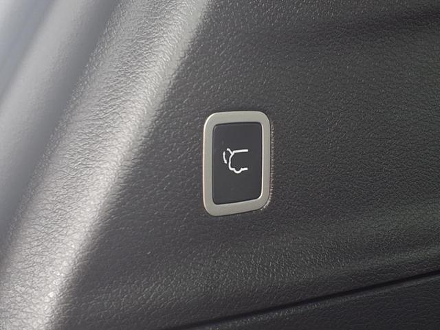 Photo of 2026 Red Hot Pearl Coat Pr6 Chrysler Pacifica