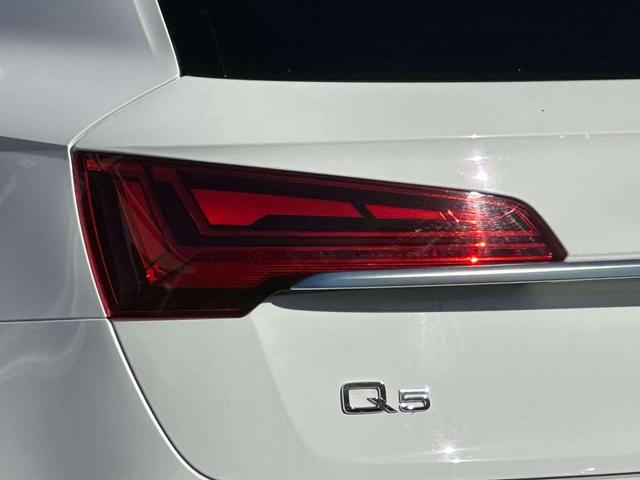 Photo of 2023 Ibis White Audi Q5