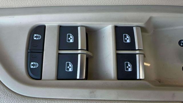 Photo of 2023 Ibis White Audi Q5