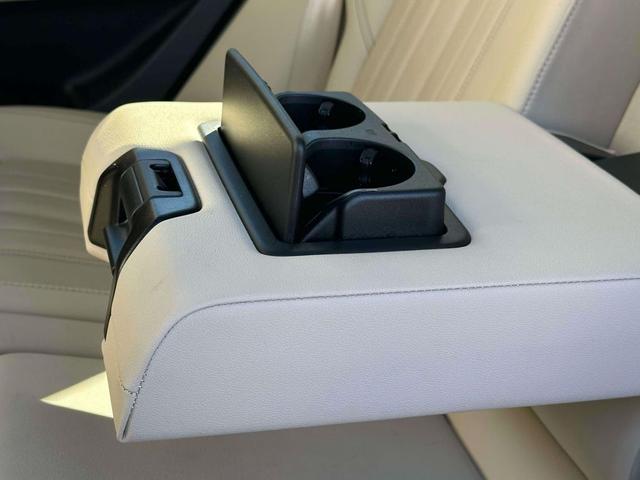 Photo of 2023 Ibis White Audi Q5