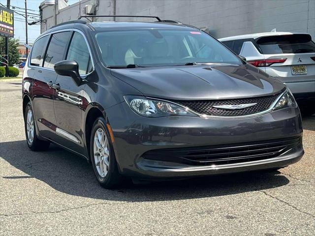 2020 Chrysler Voyager