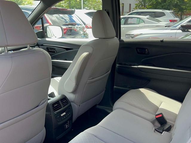 Photo of 2022 Platinum White Pearl Honda Passport