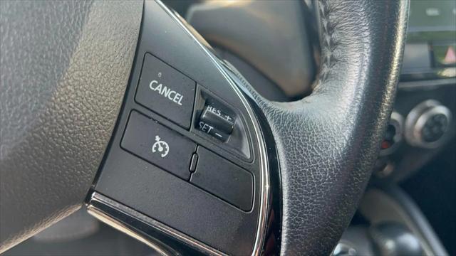 Photo of 2020 Pearl White Mitsubishi Outlander Sport
