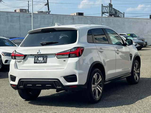 Photo of 2020 Pearl White Mitsubishi Outlander Sport