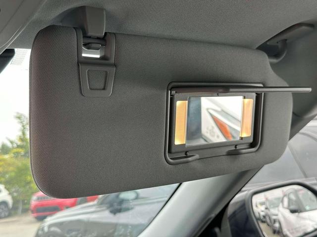 Photo of 2022 Carbonized Gray Metallic Ford Explorer