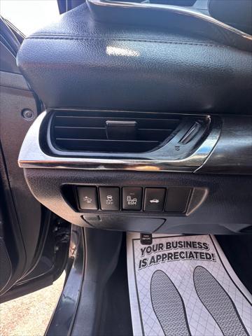 Photo of 2018 BLACK Toyota Avalon