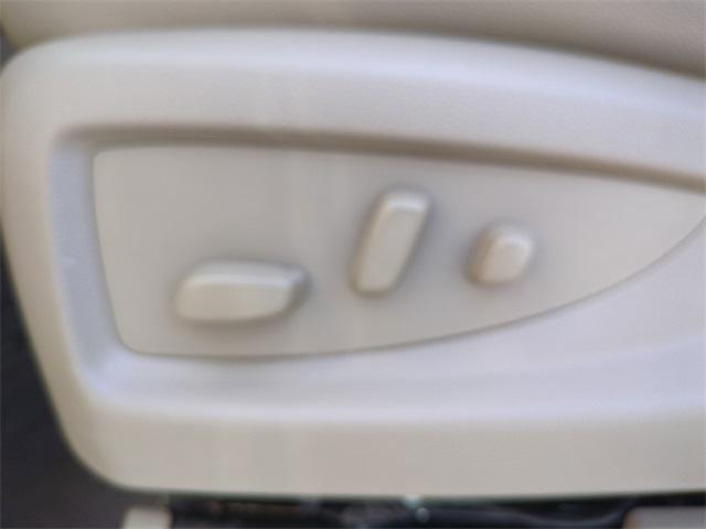 Photo of 2020 Iridescent Pearl Tricoat Chevrolet Tahoe