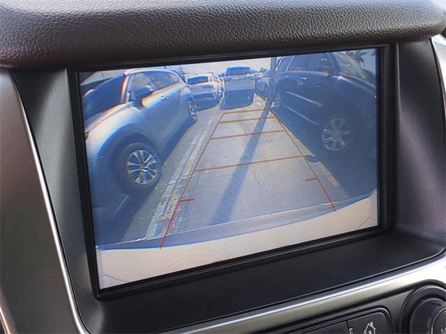 Photo of 2020 Iridescent Pearl Tricoat Chevrolet Tahoe