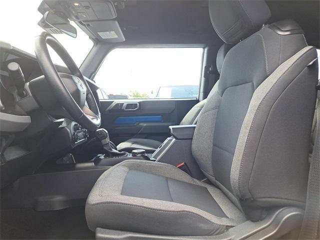 Photo of 2023 Velocity Blue Metallic Ford Bronco