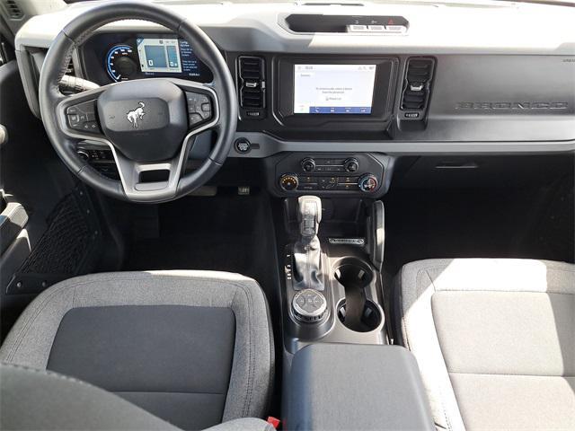 Photo of 2023 Velocity Blue Metallic Ford Bronco