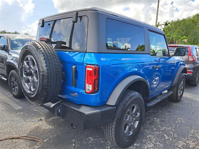 Photo of 2023 Velocity Blue Metallic Ford Bronco