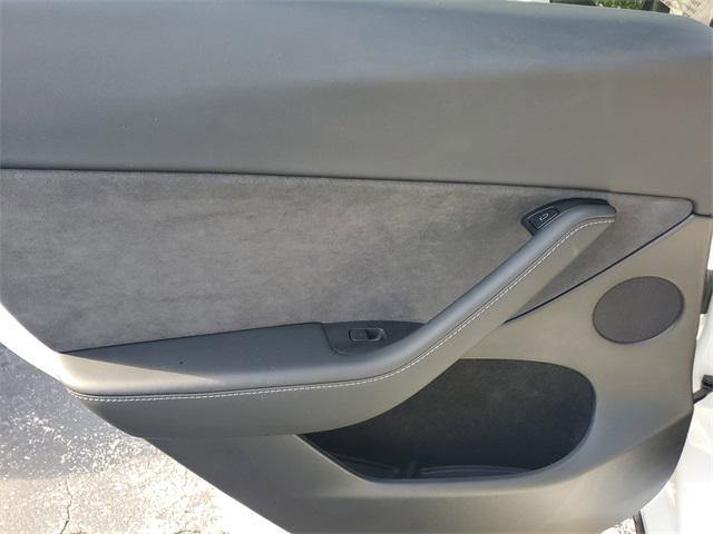 Photo of 2024 Pearl White Multi-Coat Tesla Model Y