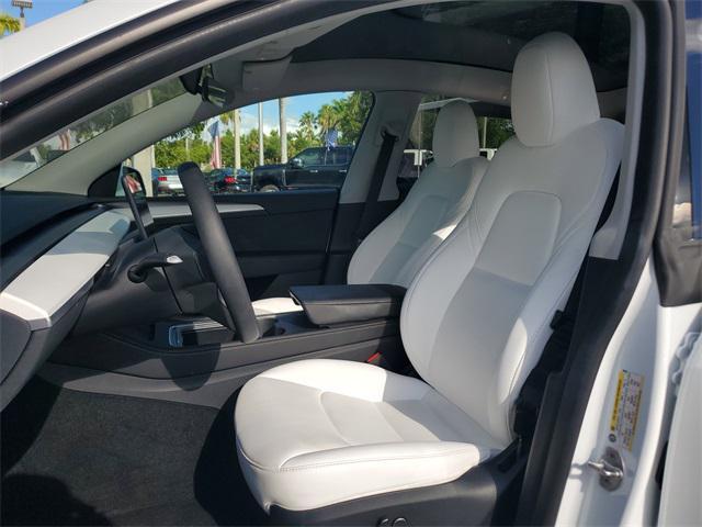 Photo of 2024 Pearl White Multi-Coat Tesla Model Y