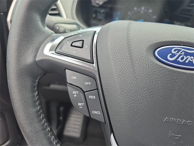 Photo of 2022 Gray Metallic Ford Edge
