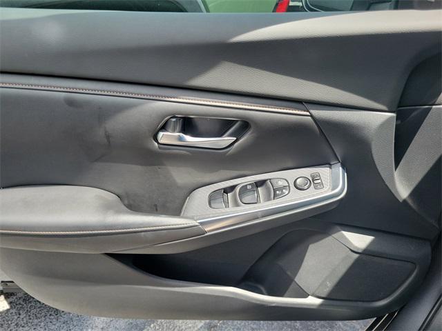 Photo of 2020 Gun Metallic/Super Black Nissan Sentra