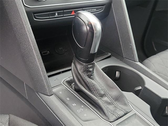 Photo of 2019 Pacific Blue Metallic Volkswagen Atlas