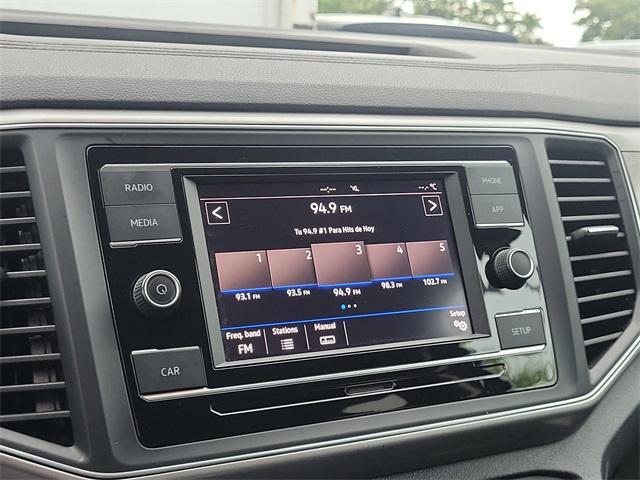 Photo of 2019 Pacific Blue Metallic Volkswagen Atlas