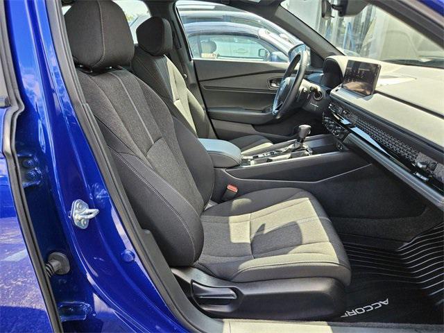 Photo of 2024 Still Night Pearl Honda Accord Hybrid