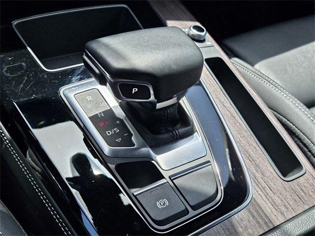 Photo of 2023 White Audi Q5