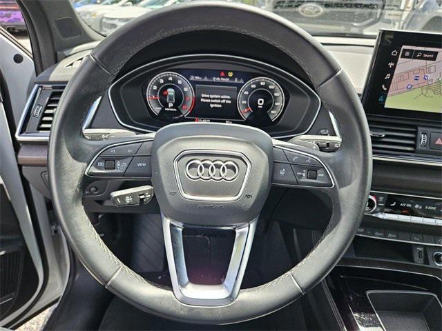 Photo of 2023 White Audi Q5