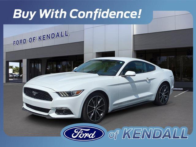 Photo of 2016 Oxford White Ford Mustang