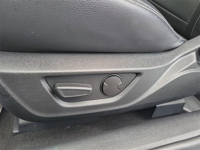 Photo of 2021 Oxford White Ford Mustang