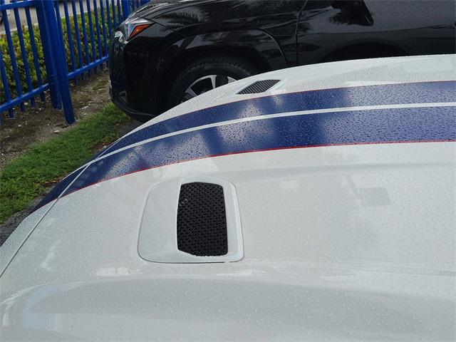 Photo of 2021 Oxford White Ford Mustang