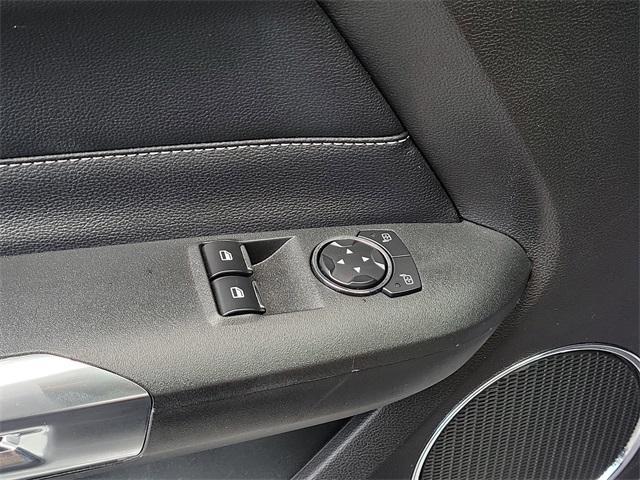 Photo of 2021 Oxford White Ford Mustang