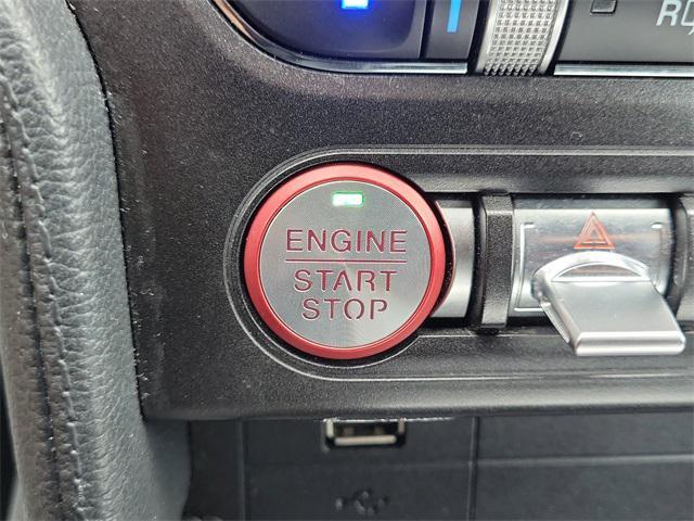 Photo of 2021 Oxford White Ford Mustang