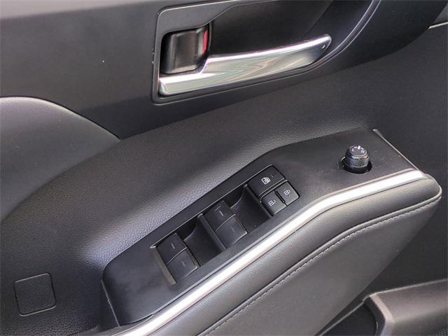 Photo of 2022 Magnetic Gray Metallic Toyota Highlander