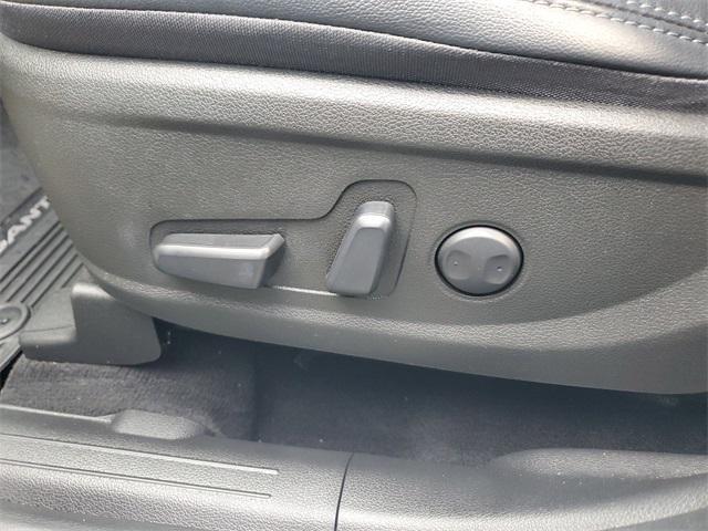 Photo of 2023 Serenity White Pearl Hyundai SANTA FE