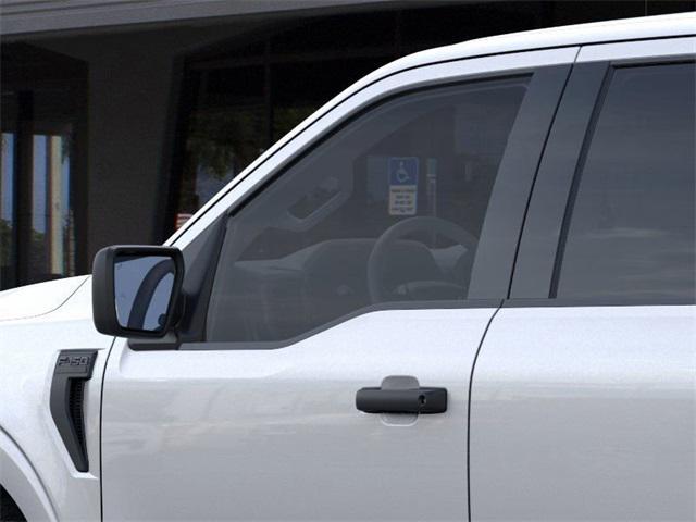 Photo of 2025 Iconic Silver Metallic Ford F-150