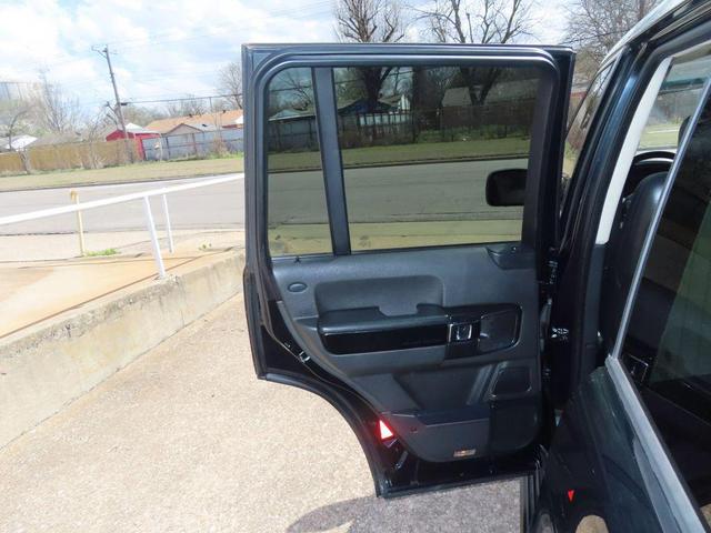 Photo of 2012 Black Land Rover Range Rover
