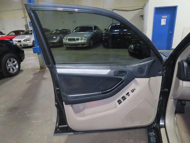 Photo of 2008 Black Toyota 4Runner