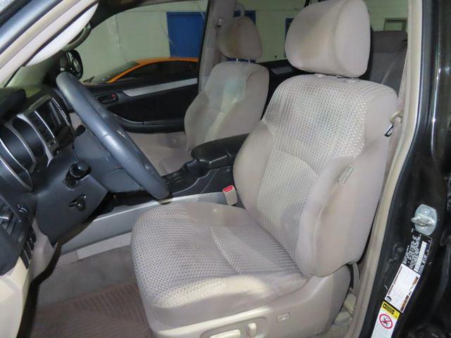 Photo of 2008 Black Toyota 4Runner