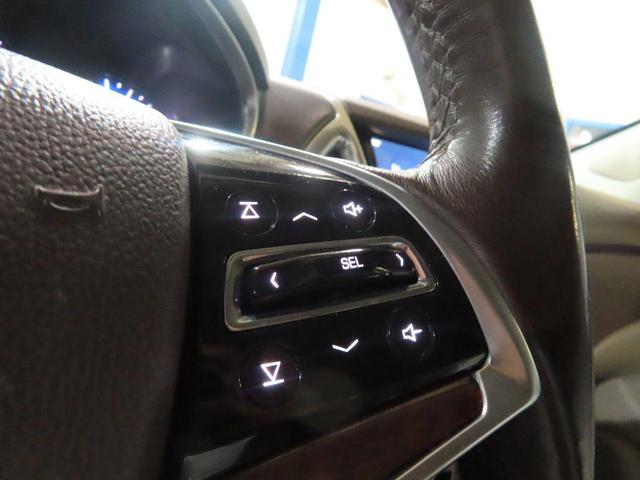 Photo of 2014 Red Cadillac SRX