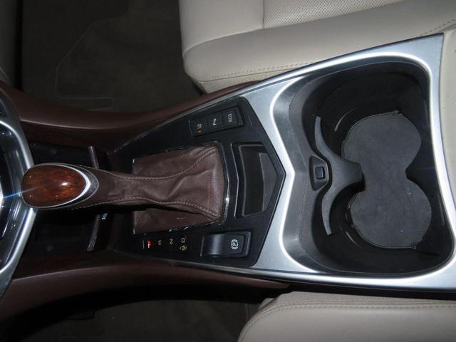 Photo of 2014 Red Cadillac SRX