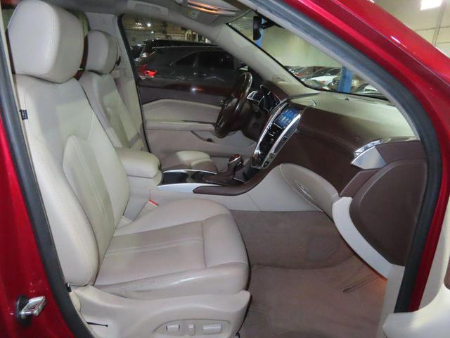 Photo of 2014 Red Cadillac SRX