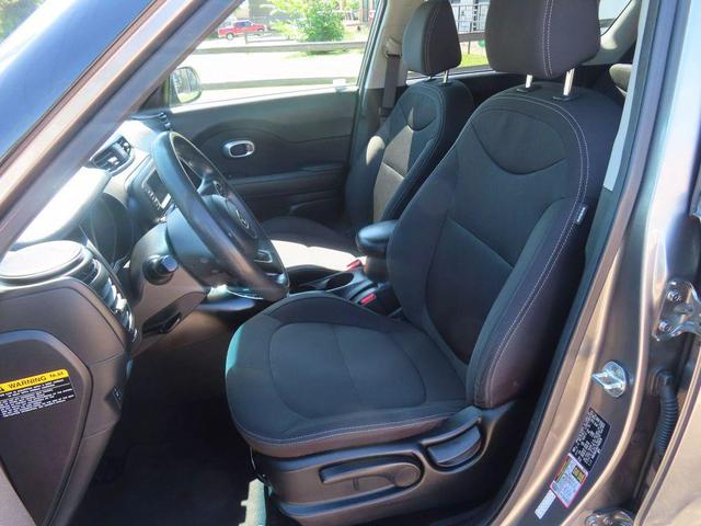 Photo of 2018 Gray Kia Soul