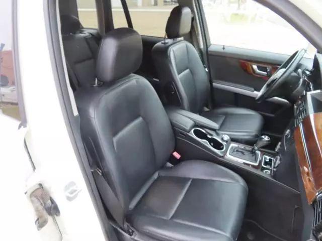 Photo of 2012 White Mercedes-Benz GLK-Class