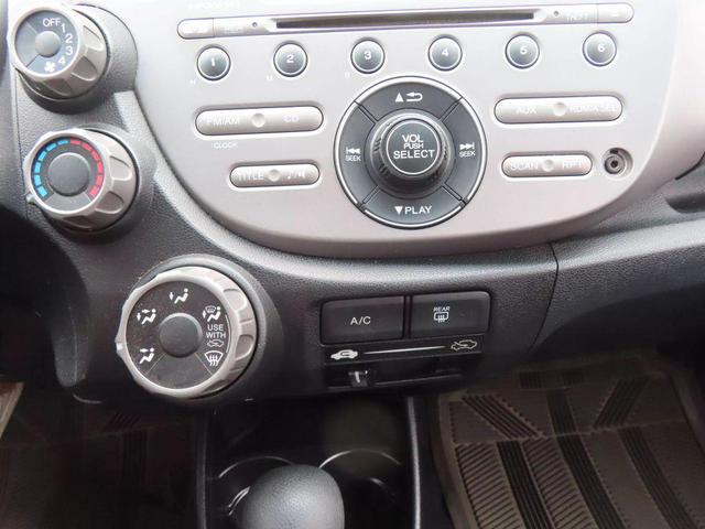 Photo of 2009 Silver Honda Fit