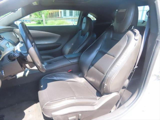 Photo of 2011 Silver Chevrolet Camaro